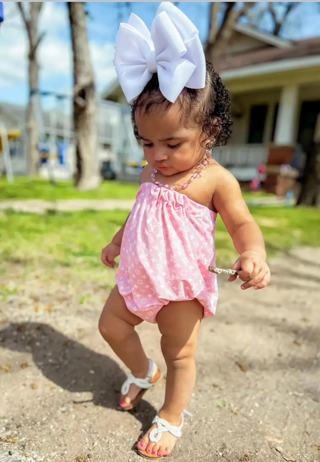 BOUTIQUE PUFFS