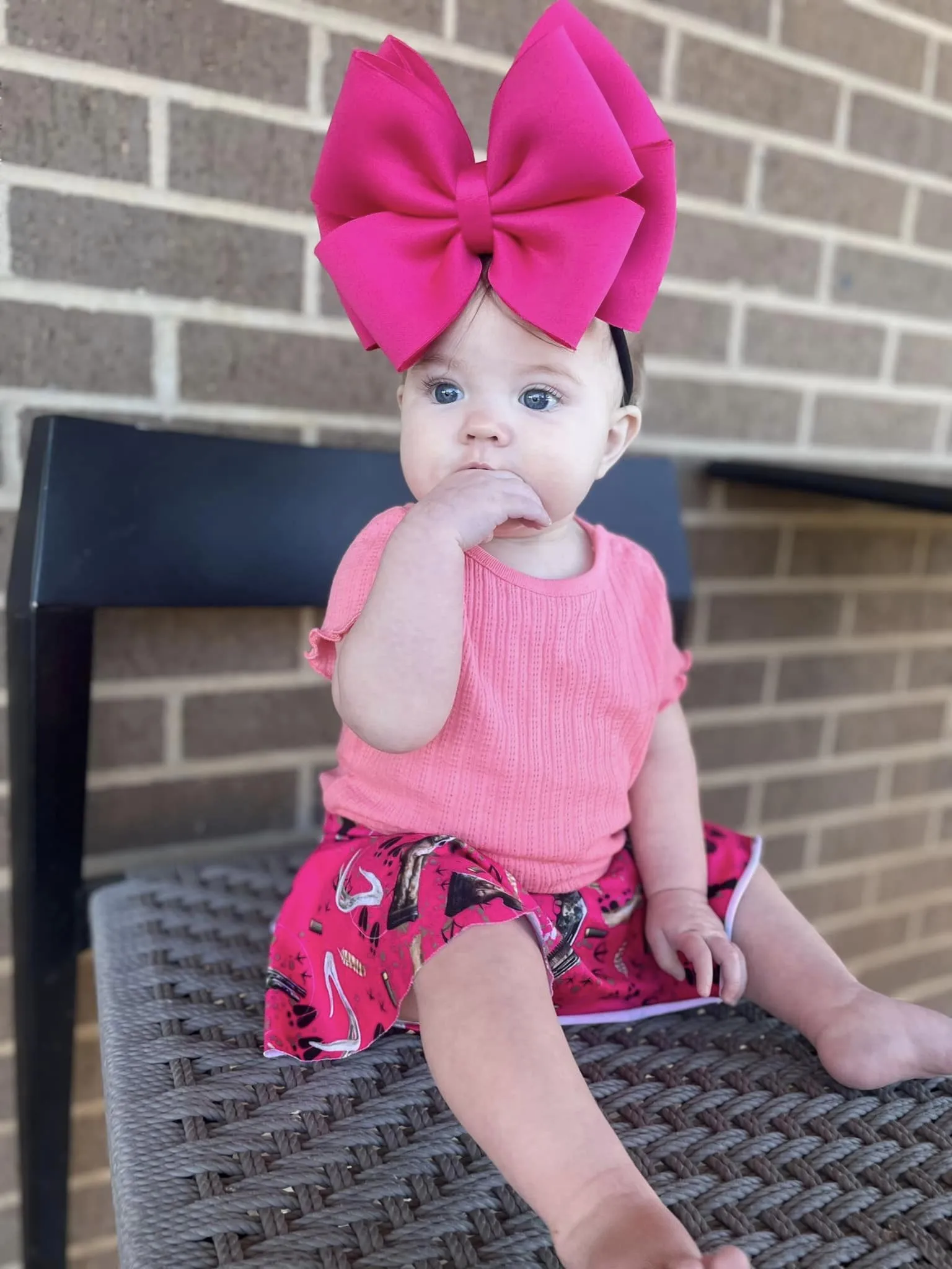 BOUTIQUE PUFFS