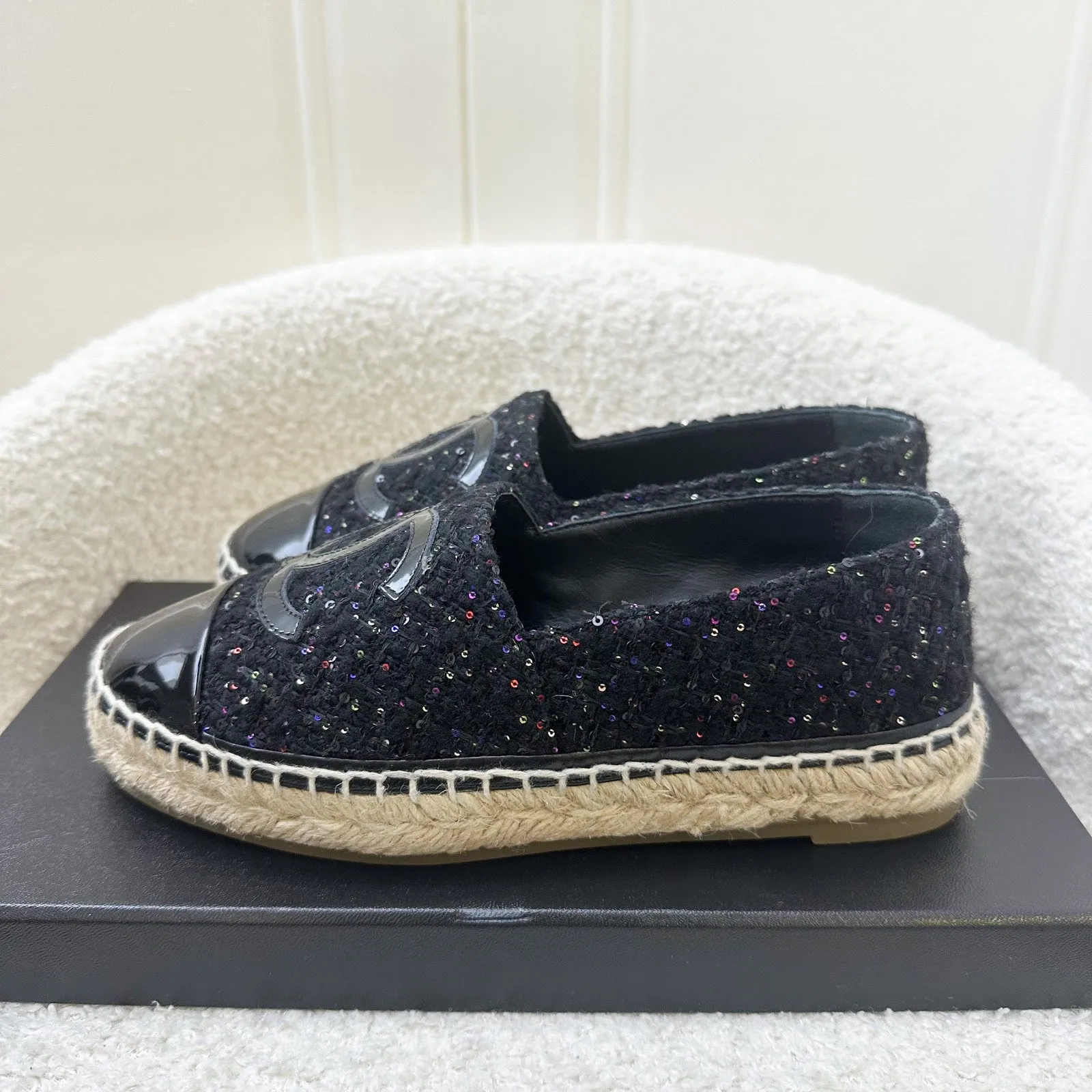 Chanel Espadrilles in Black Tweed with Sequins and Black Patent Leather Sz 35