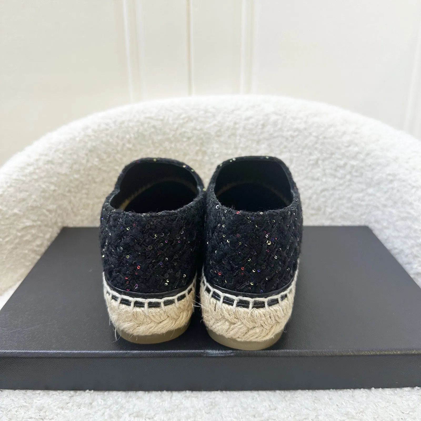 Chanel Espadrilles in Black Tweed with Sequins and Black Patent Leather Sz 35