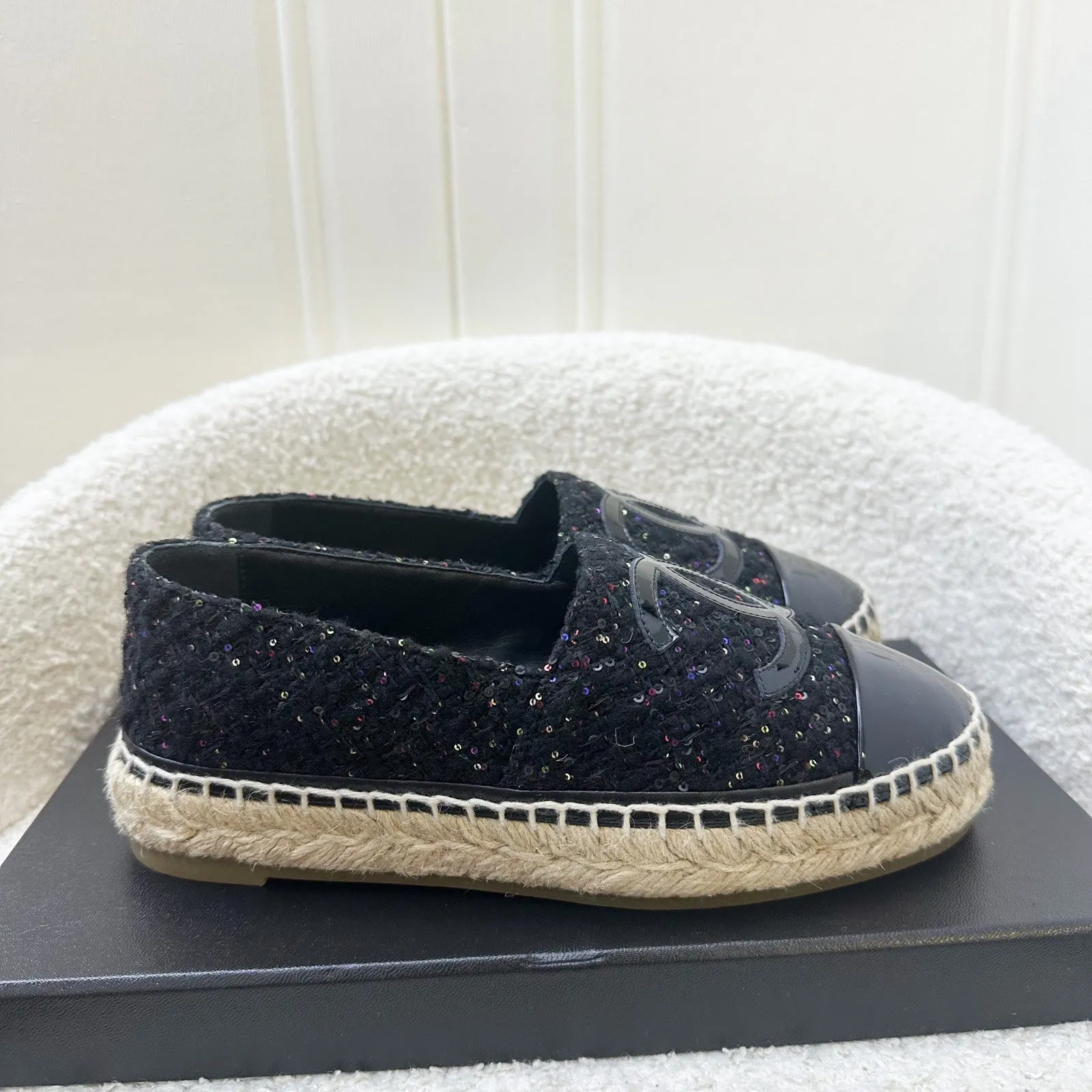 Chanel Espadrilles in Black Tweed with Sequins and Black Patent Leather Sz 35