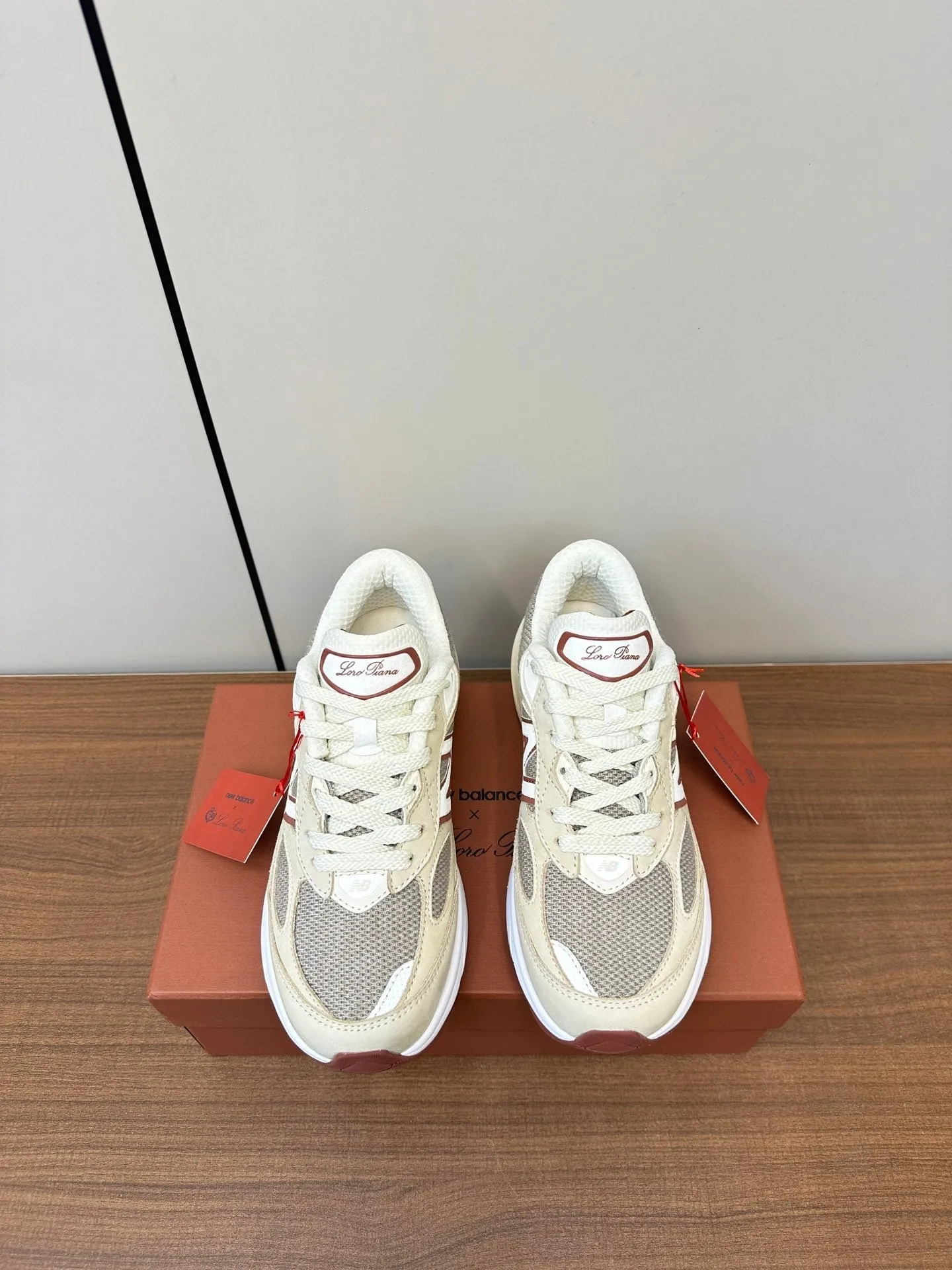 LP x NB 990v6 Sneaker 45mm In Ivory White Mix Grey Suede And Mesh Fabric 989828