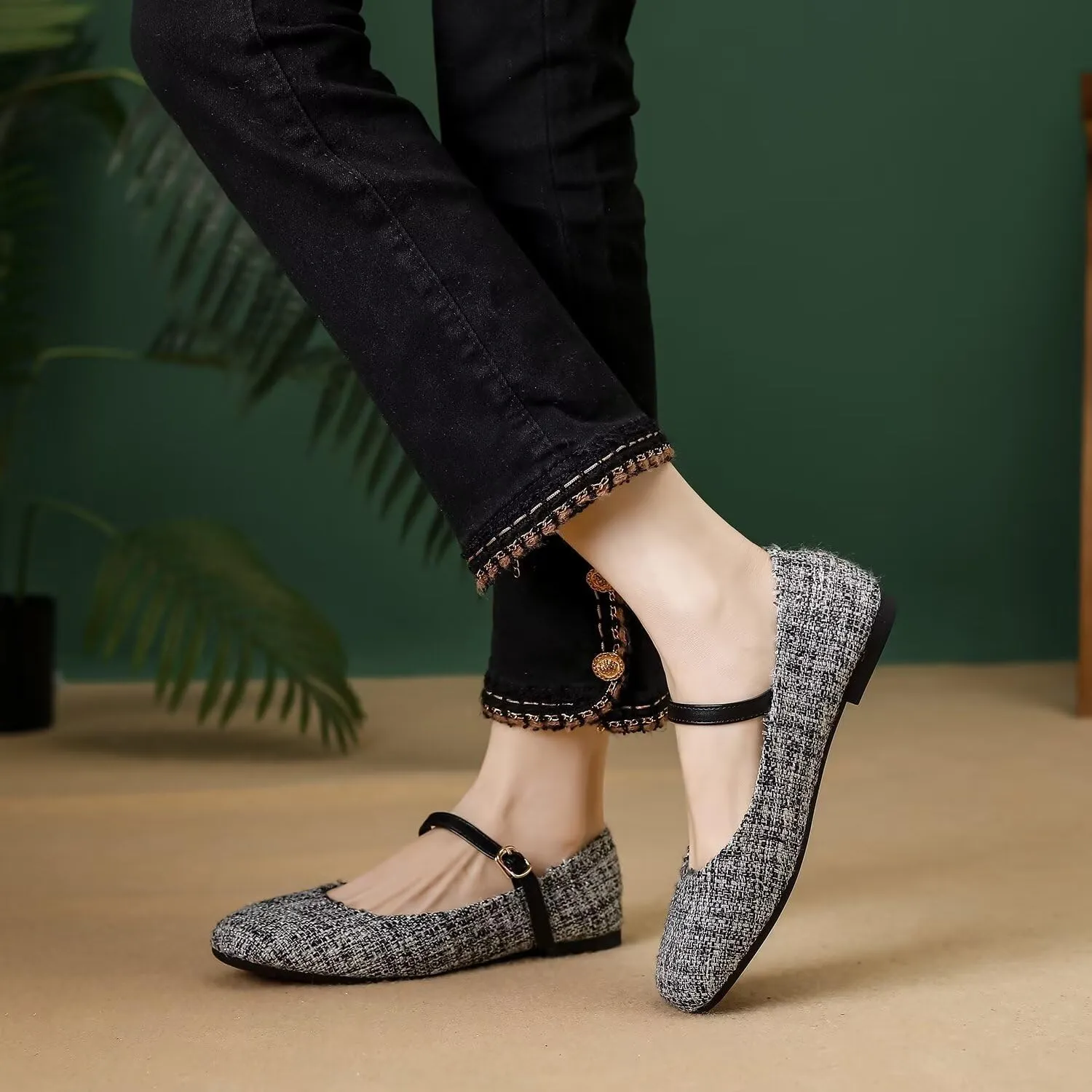 LUXINYU Flats for Women Dressy Square Toe Ankle Strap Mary Jane Shoes Casual Slip On Flats Comfortable Ballet Flats