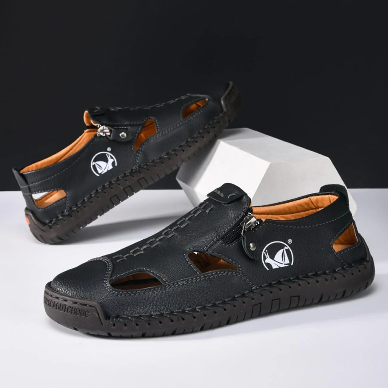 Men's Closed Toe Leather Sandals Non-Slip Beach Hiking Shoes Summer Casual Hollow Out Loafer for Daily Wear