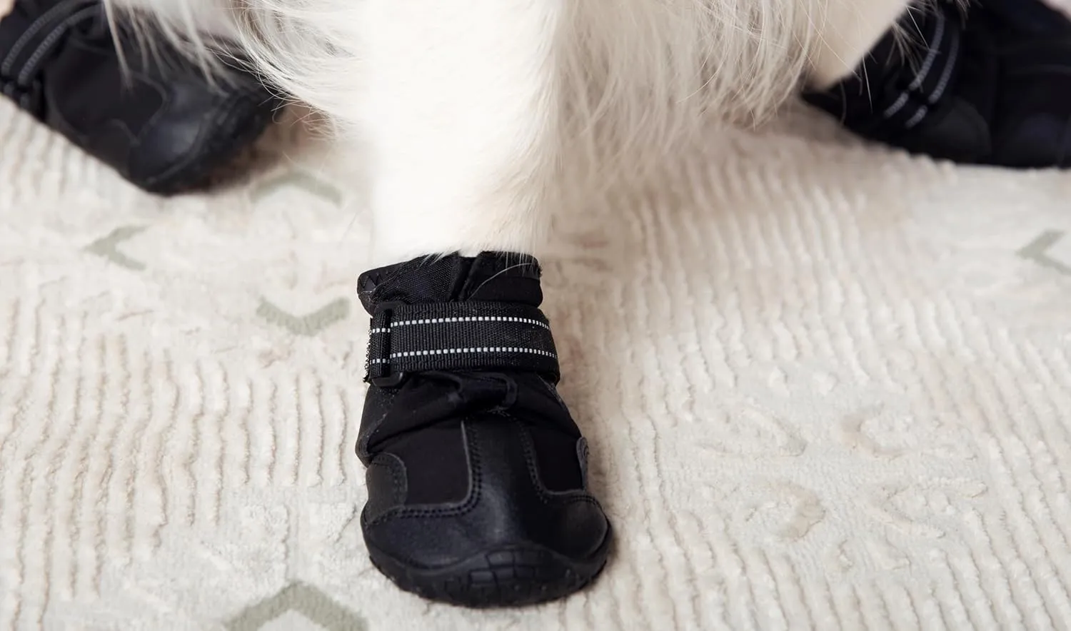Premium Dog Shoes for Hiking, Rain, Mud, and Hot Concrete - Protective Dog Boots and Booties for Large and Medium Size Dogs - Durable Outdoor Dog Shoes (Size 5 (2.25-2.5" paw Width) Medium)