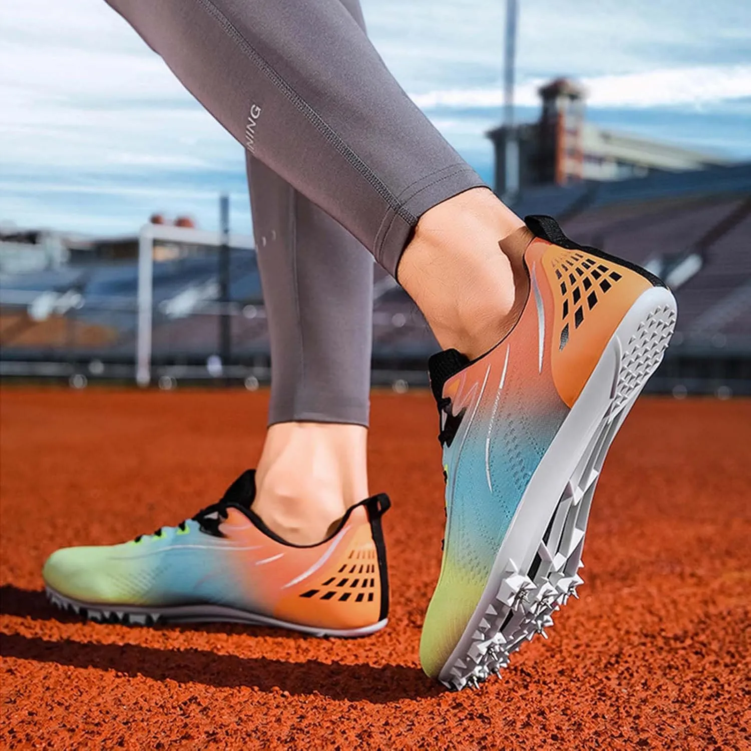 Spikes Track & Field Shoes for Mens Breathable Racing Jumping Sprint Sneakers Kids Boys Girls Youth Running Training Shoes