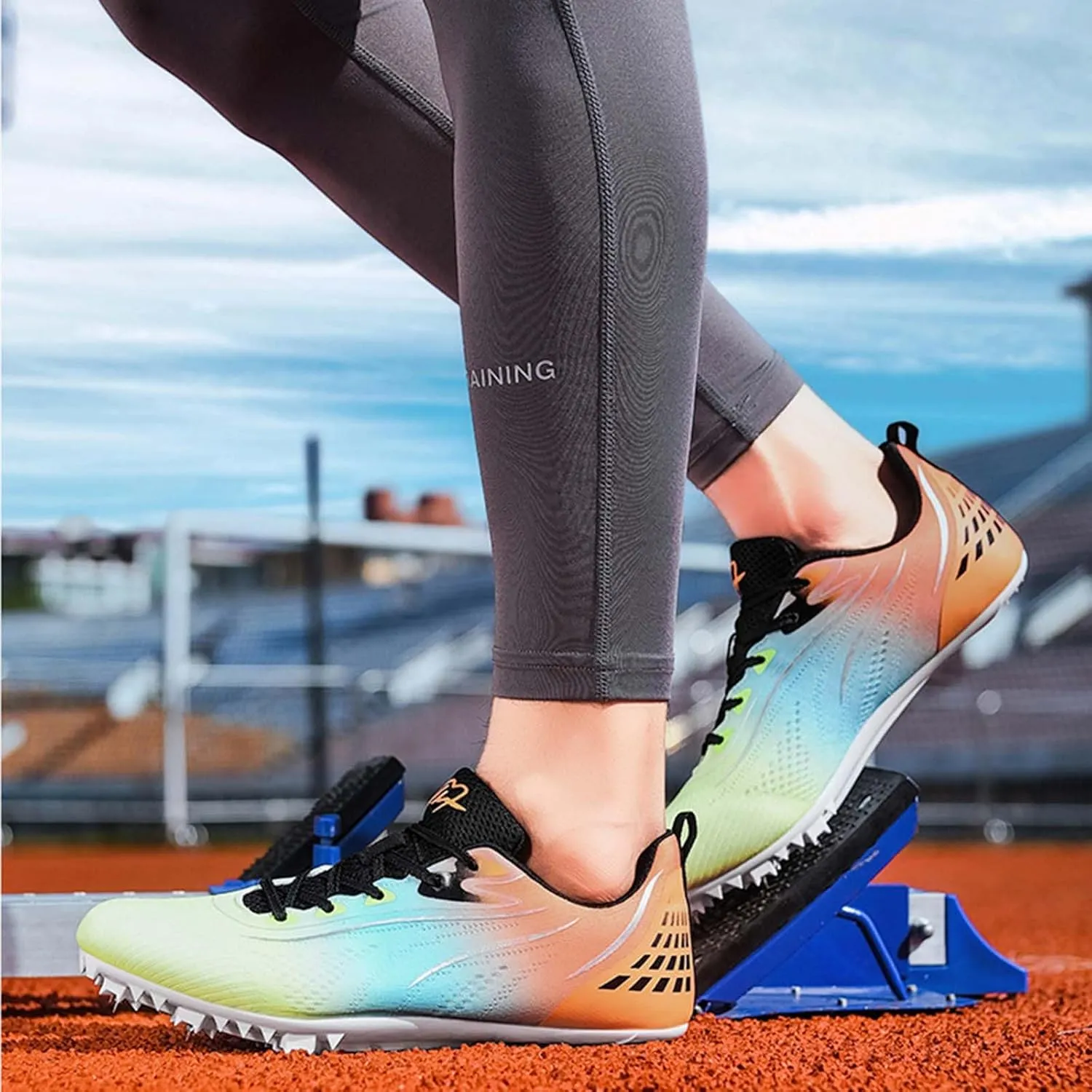 Spikes Track & Field Shoes for Mens Breathable Racing Jumping Sprint Sneakers Kids Boys Girls Youth Running Training Shoes