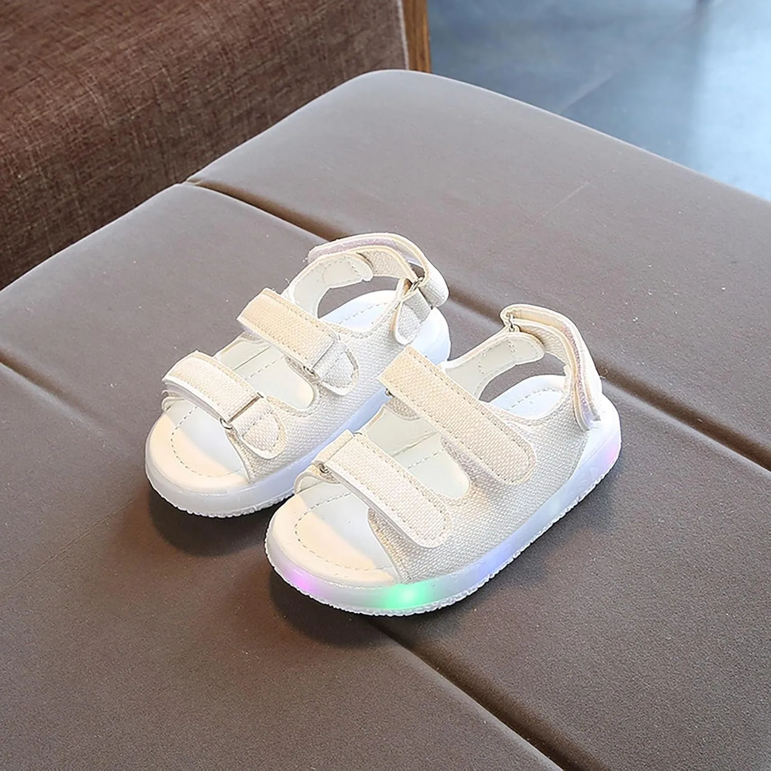 Toddler Girls LED Light Up Sandals, Slip On Non Slip Adjustable Strap Open Toe Beach Water Shoes for 𝙻ittle Kids