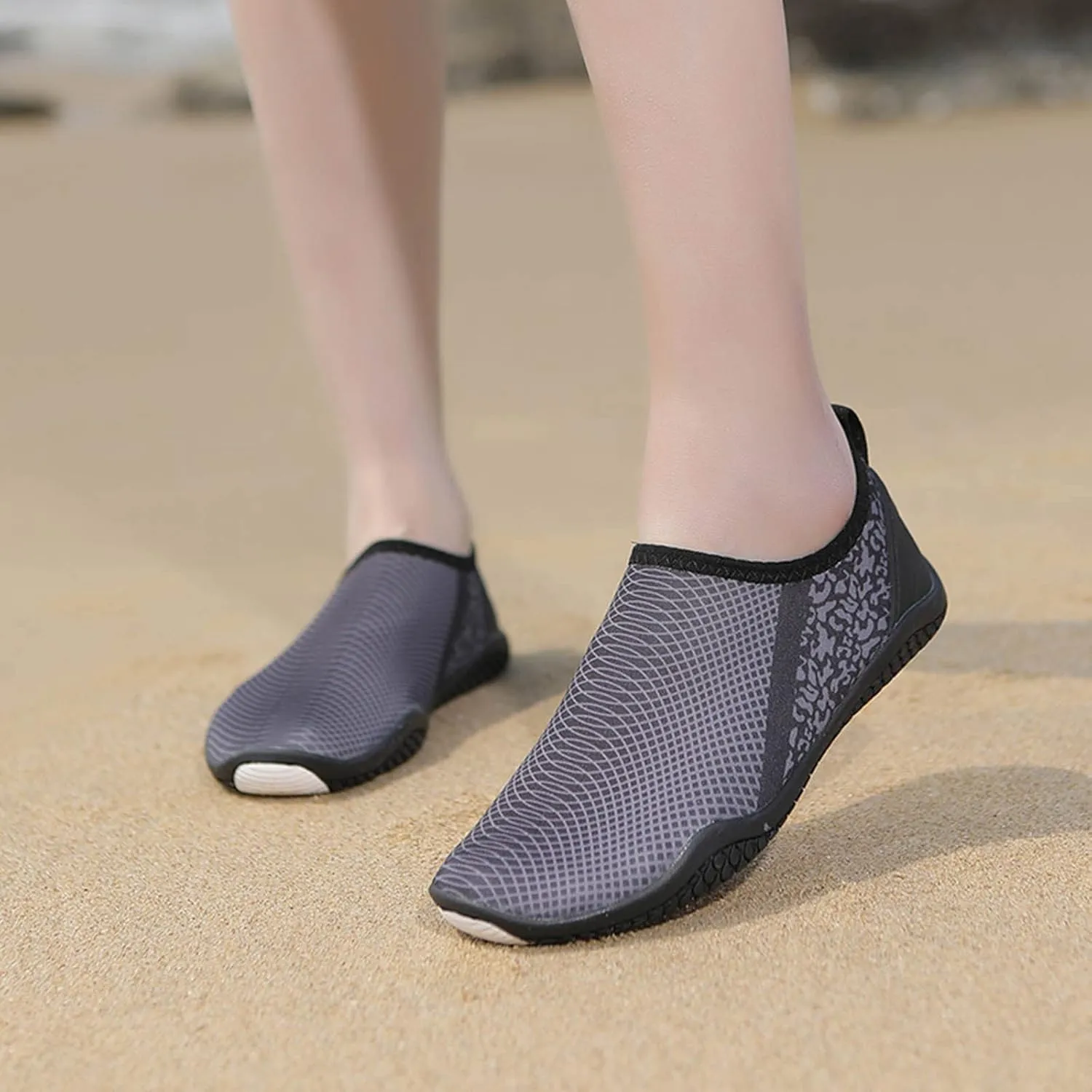 Water Shoes for Women Barefoot Aqua Yoga Socks Quick Dry Barefoot Water Shoes Womens Wide Width for Beach or Water Sports
