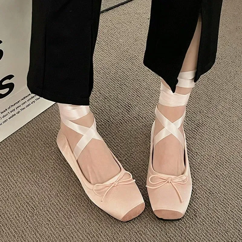 Women's Ballet Flats Shoes Tie Leg Satin Silk Ballet Flats Woman Square Toe Bowknot Elastic Ladies Wedding Floral Shoes