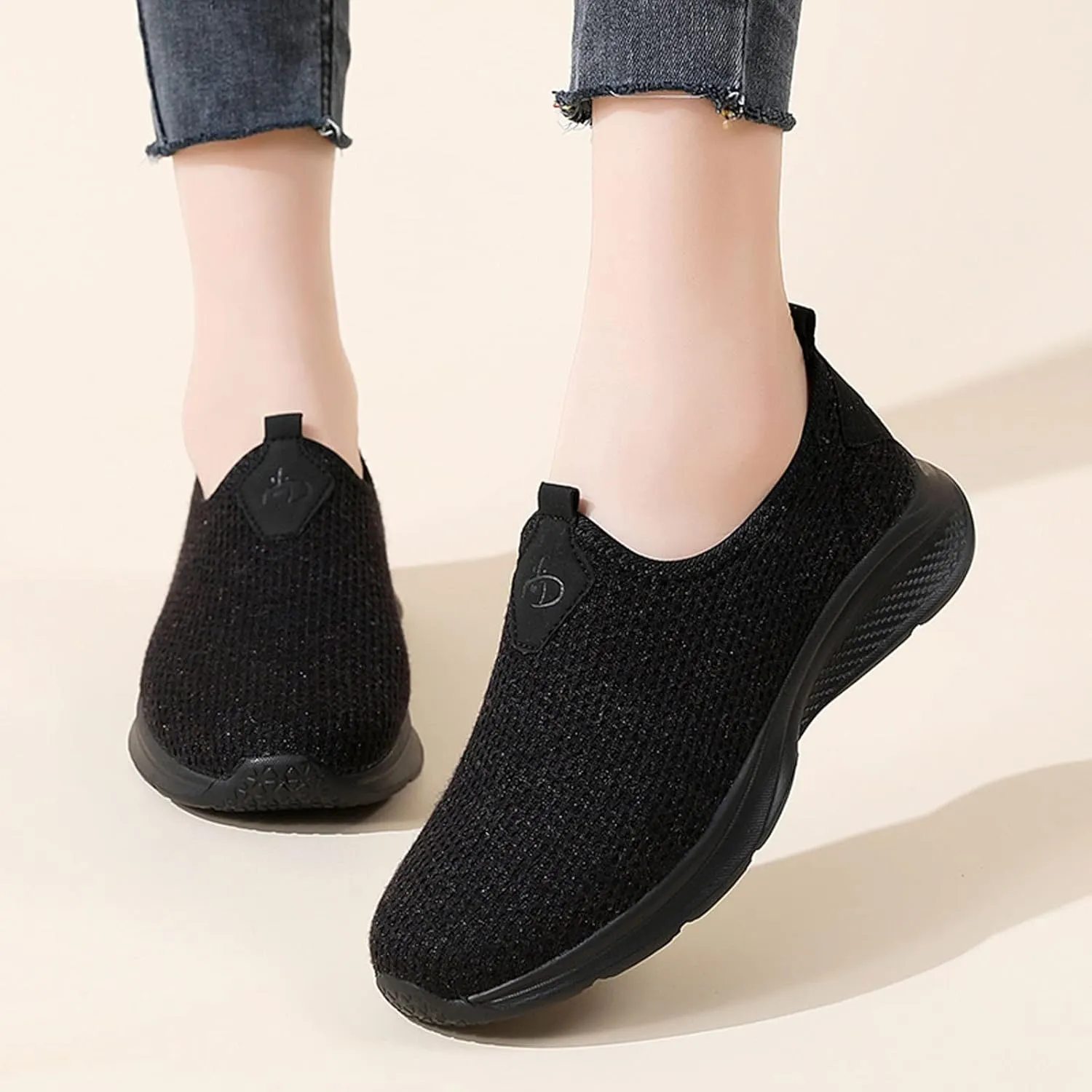 Womens Canvas Slip On Sneakers Casual Walking Shoes Lightweight Comfortable Flats Non Slip Elastic Loafers