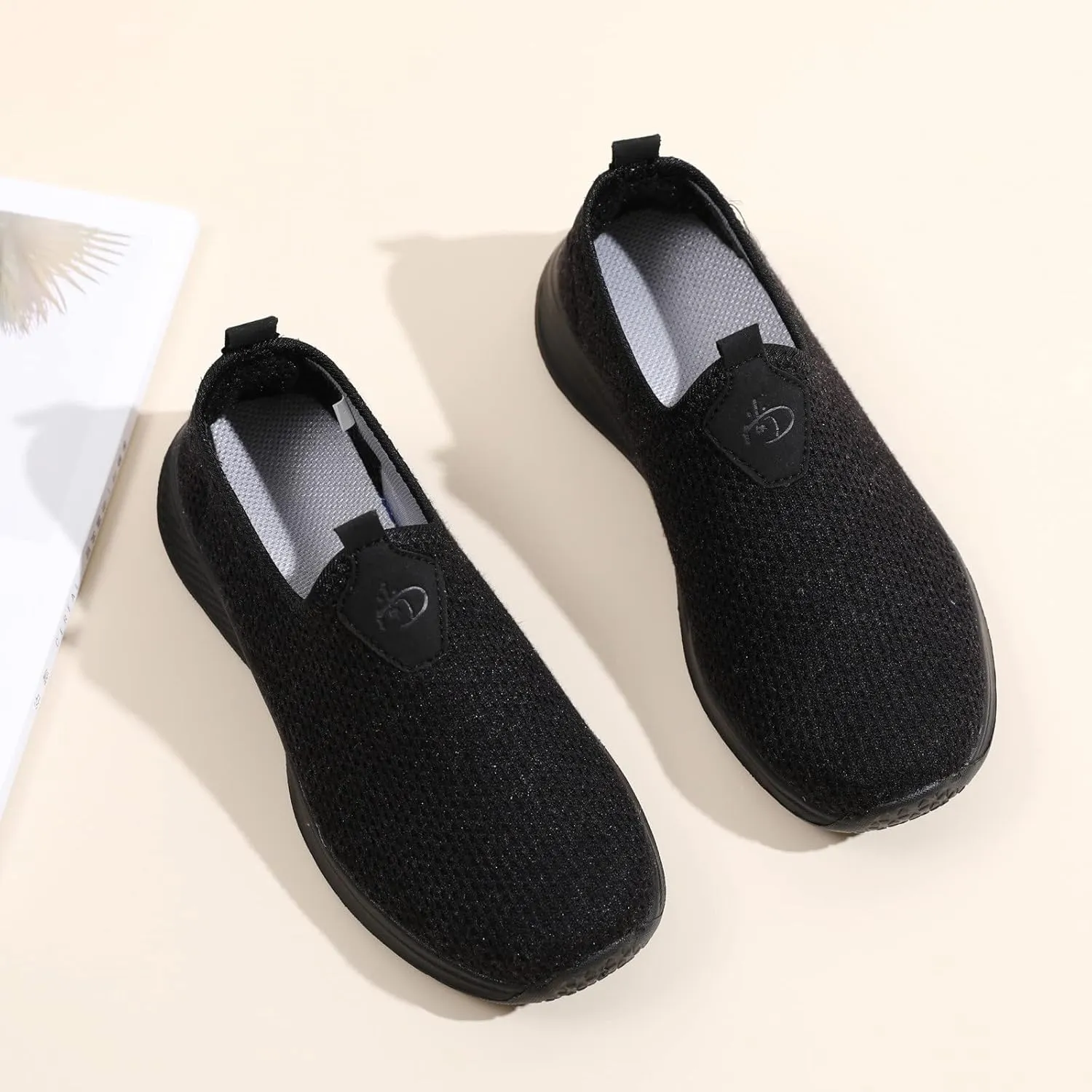Womens Canvas Slip On Sneakers Casual Walking Shoes Lightweight Comfortable Flats Non Slip Elastic Loafers