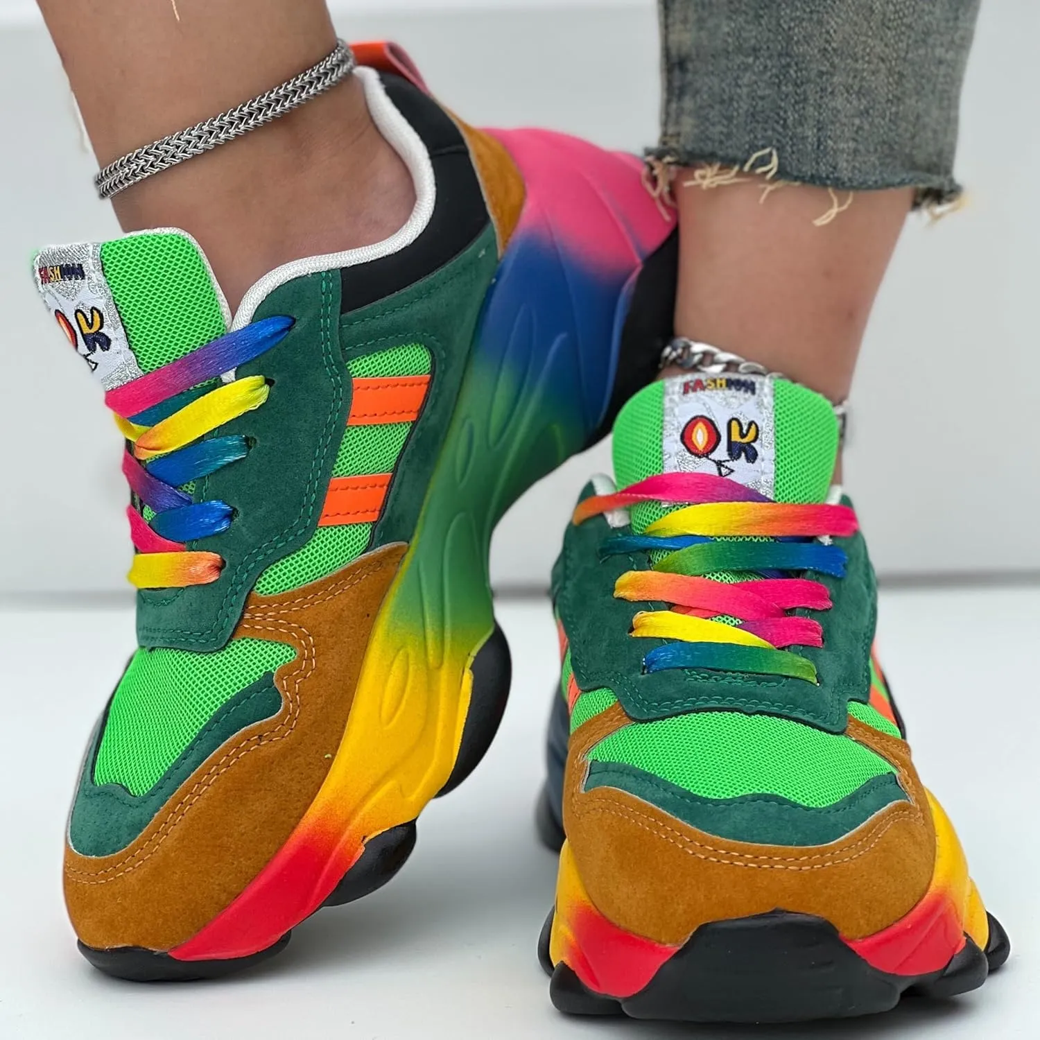 Women's Colorblocking Thick Sole Sneakers,Lace-up Low Top Round Toe Non-Slip Soft Air Cushion Sneakers,Outdoor Casual Shoes