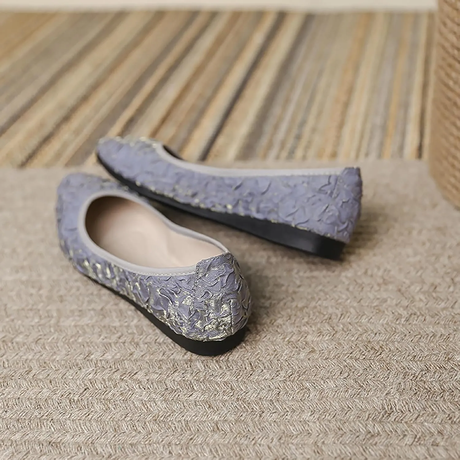 Women's Flats, Foldable Ballet Flats for Women, Fashion Silk Pionted Toe Comfort Lightweight Slip-On Dress Shoes