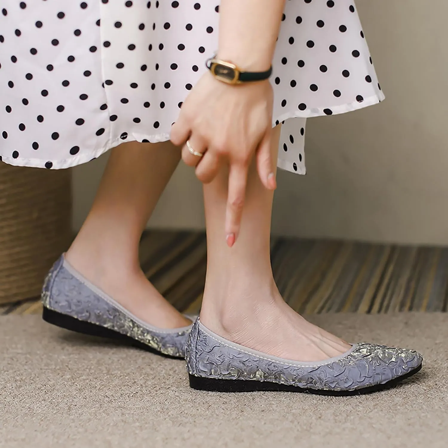 Women's Flats, Foldable Ballet Flats for Women, Fashion Silk Pionted Toe Comfort Lightweight Slip-On Dress Shoes